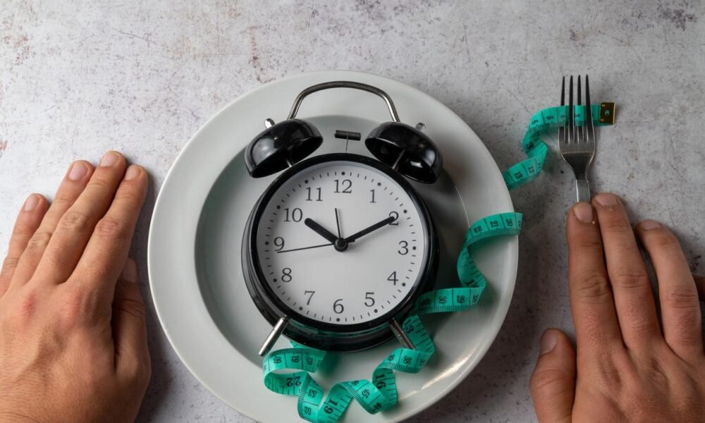 intermittent fasting clock food plate diet concept india