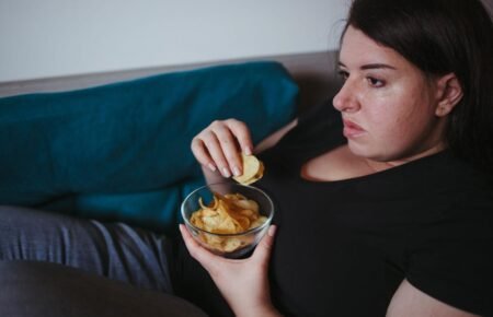 junk food burger fries processed food unhealthy diet india