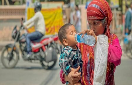 Public health advisory issued during heatwave conditions in India.