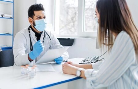 Healthcare professional discussing preventive care and lifestyle health management.