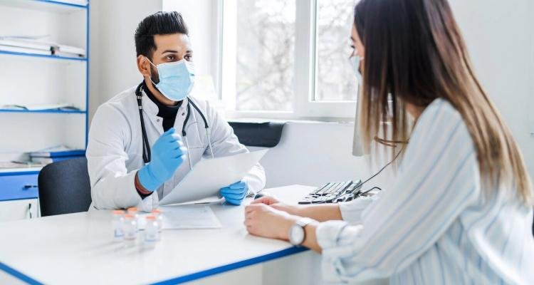 Healthcare professional discussing preventive care and lifestyle health management.